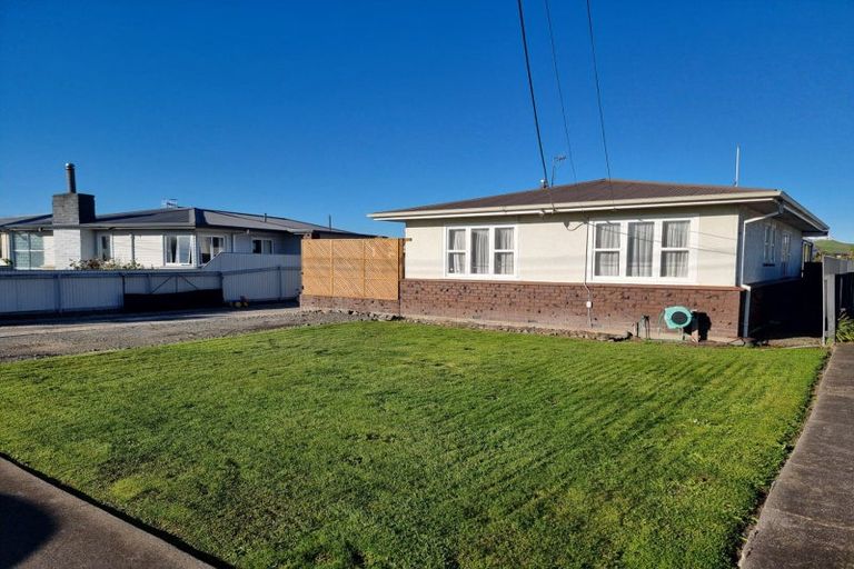 Photo of property in 22 Jull Crescent, Waipukurau, 4200