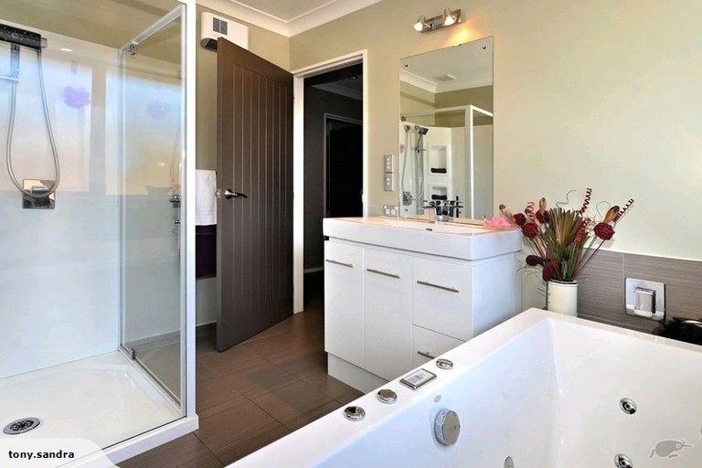 Photo of property in 1 Christie Place, Rolleston, 7614