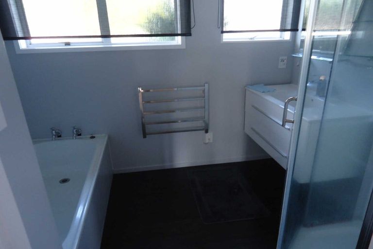 Photo of property in 14 Filmer Place, Melville, Hamilton, 3206