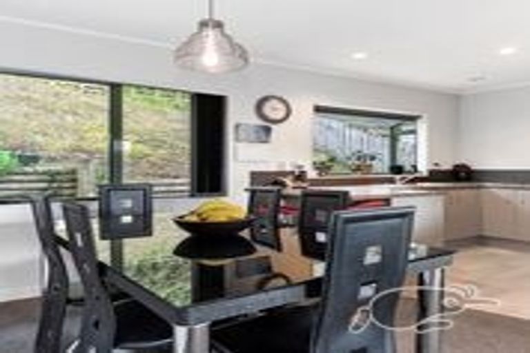 Photo of property in 13 James Cook Drive, Welcome Bay, Tauranga, 3112