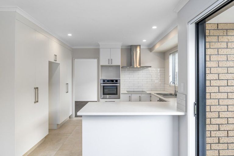 Photo of property in 25 Fearnley Grove, Pyes Pa, Tauranga, 3112