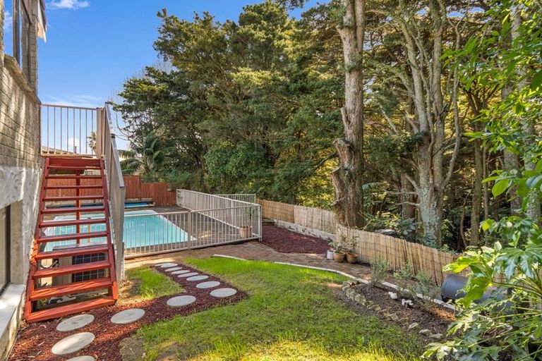 Photo of property in 8 Deodar Place, Totara Heights, Auckland, 2105