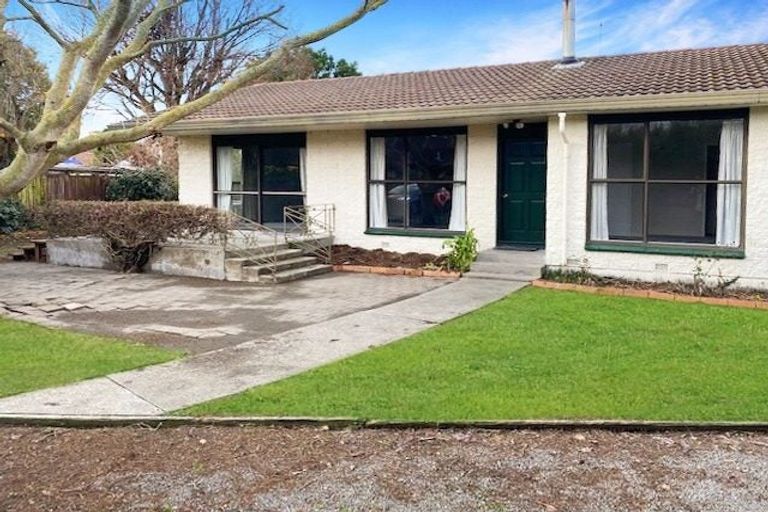 Photo of property in 11 Holcroft Court, Rangiora, 7400