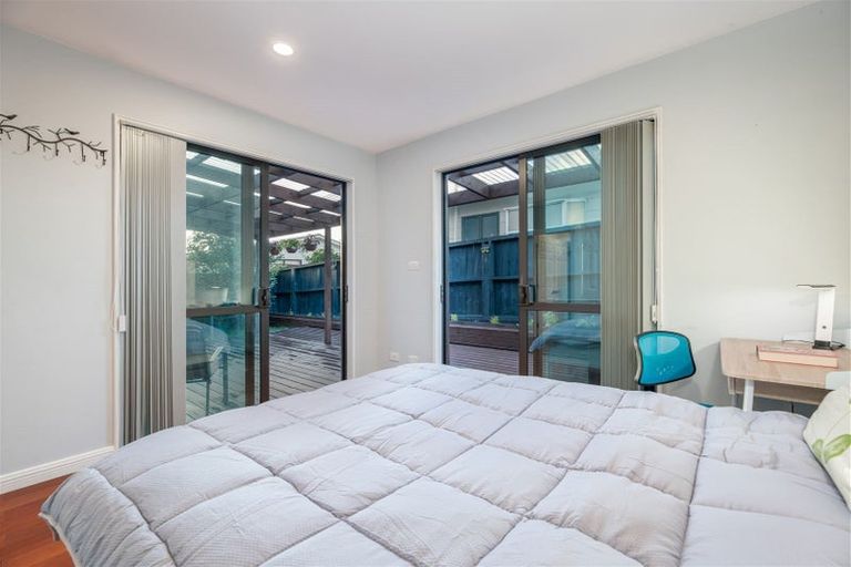 Photo of property in 13a Pomaria Road, Henderson, Auckland, 0610