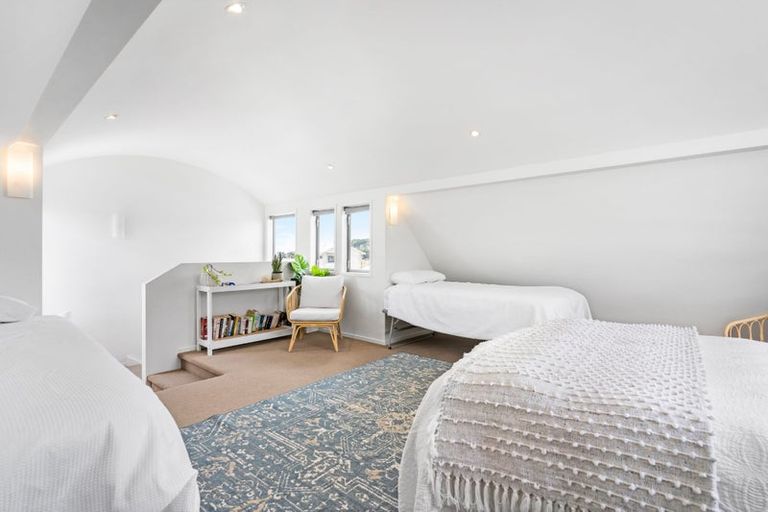 Photo of property in 306 Ocean Road, Whangamata, 3620