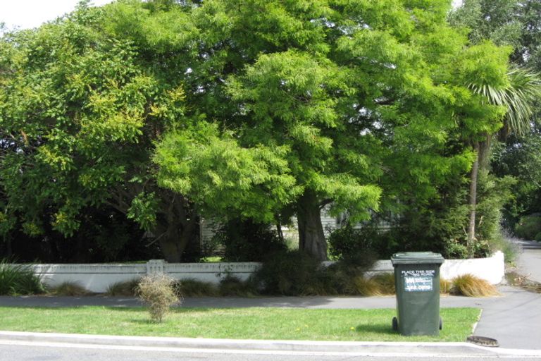 Photo of property in 2/96 Edward Avenue, Edgeware, Christchurch, 8013