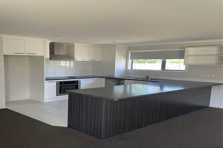 Photo of property in 13 Moho Lane, Takanini, 2112