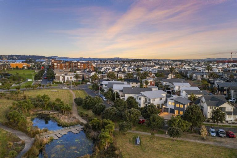 Photo of property in 14 Toheroa Street, Hobsonville, Auckland, 0616