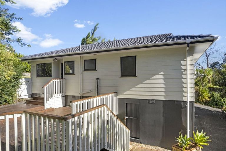 Photo of property in 41 Holmes Drive South, Massey, Auckland, 0614