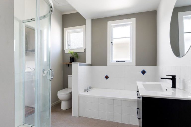 Photo of property in 11 Walsh Street, Mangapapa, Gisborne, 4010