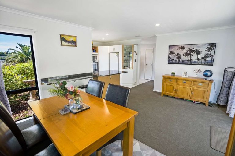 Photo of property in 39 Highgrove Place, Bethlehem, Tauranga, 3110