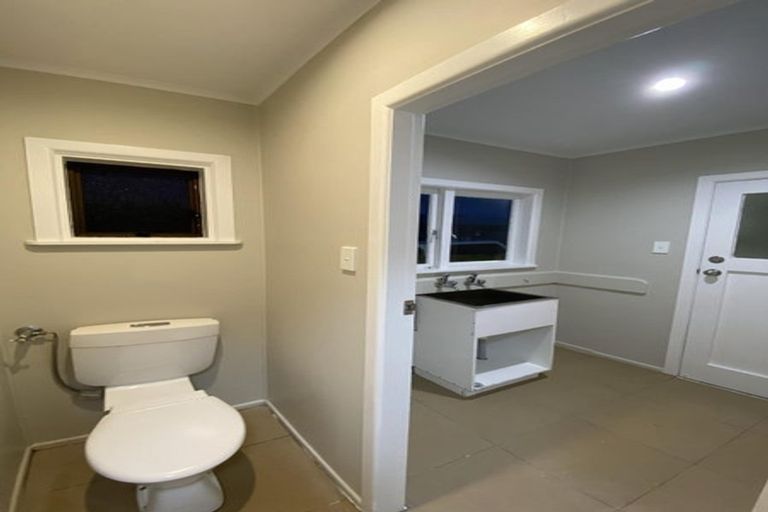 Photo of property in 53c Rollerson Street, Papakura, 2110