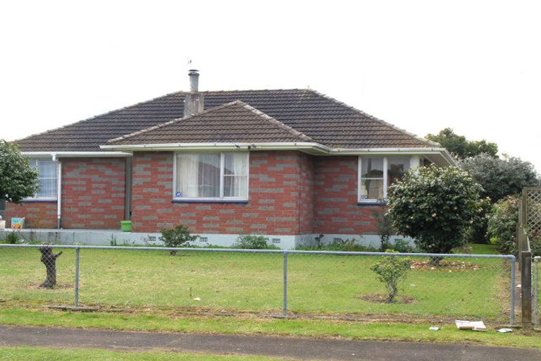 Photo of property in 22 Moffitt Place, Mangere East, Auckland, 2024