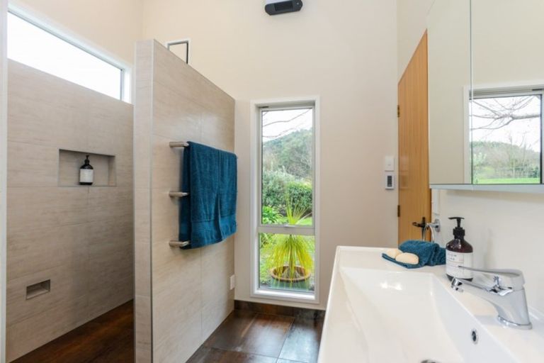 Photo of property in 10 Churchill Drive, Taradale, Napier, 4112