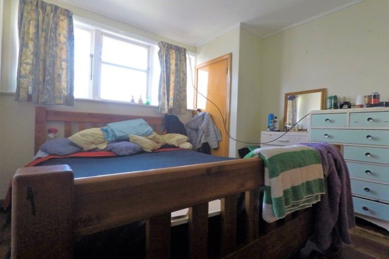 Photo of property in 18 Forth Street, Levin, 5510