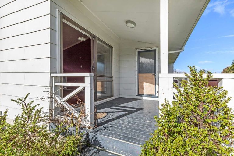 Photo of property in 114 Tremaine Avenue, Westbrook, Palmerston North, 4412