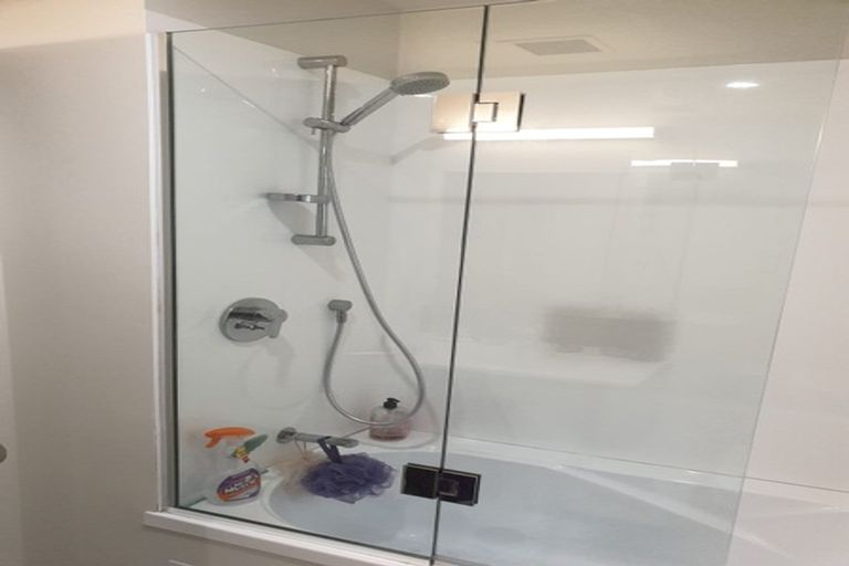 Photo of property in Fountain Court, 48u9 Oriental Parade, Oriental Bay, Wellington, 6011