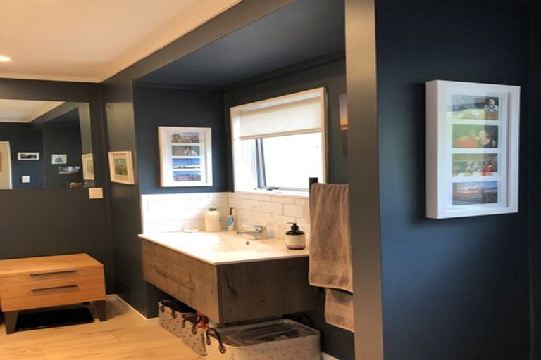 Photo of property in 22a Kapiti Road, Paraparaumu, 5032