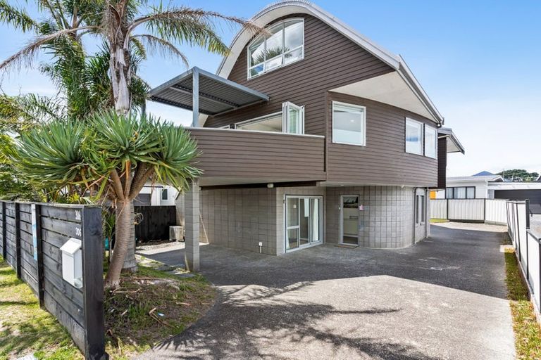 Photo of property in 306 Ocean Road, Whangamata, 3620