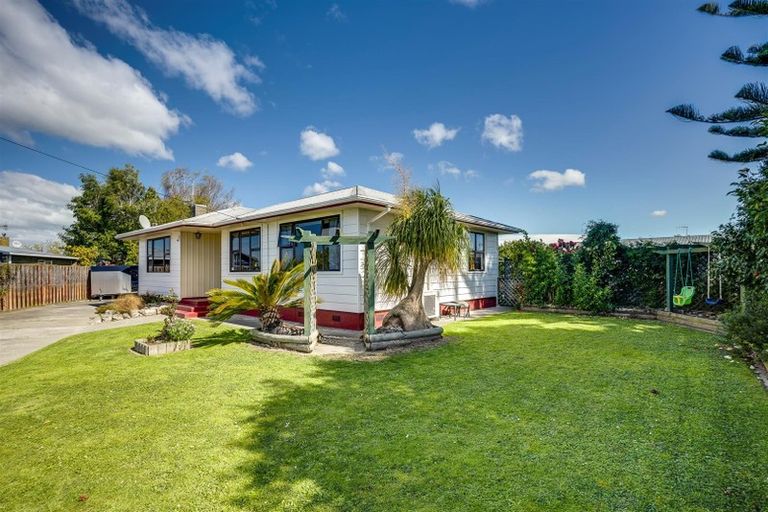 Photo of property in 6 Jarvis Place, Taradale, Napier, 4112