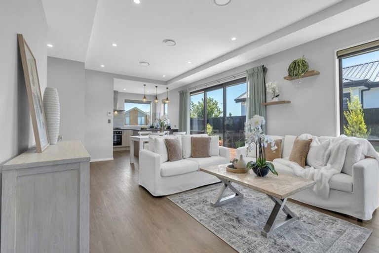Photo of property in 41 Selfe Crescent, Burwood, Christchurch, 8083