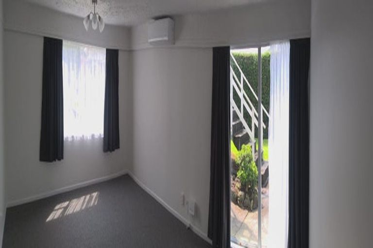 Photo of property in 53 Great South Road, Papakura, 2110