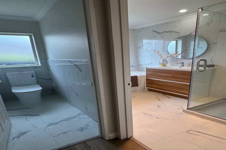 Photo of property in 34 Franshell Crescent, East Tamaki, Auckland, 2013