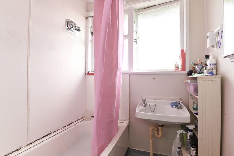 Photo of property in 4 Montrose Street, Flaxmere, Hastings, 4120