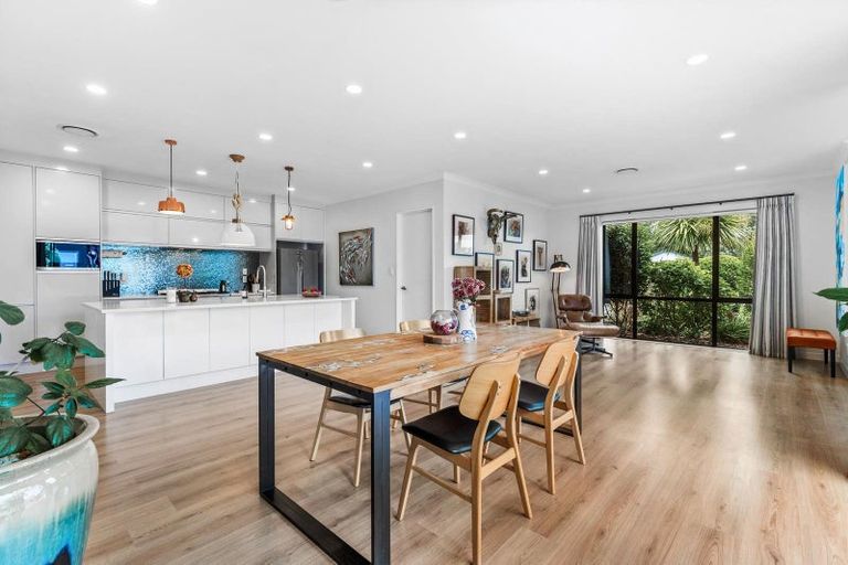 Photo of property in 45 Pohutukawa Parade, Riverhead, 0820