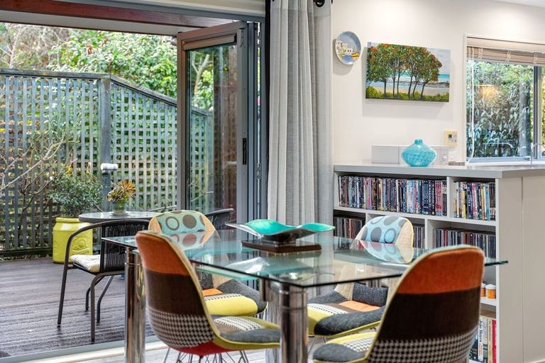 Photo of property in 82 Te Moana Road, Waikanae Beach, Waikanae, 5036