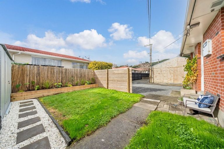 Photo of property in 68f2-a Seddon Street, Wallaceville, Upper Hutt, 5018