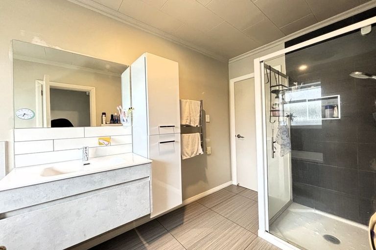 Photo of property in 146 Wairakei Road, Bryndwr, Christchurch, 8053