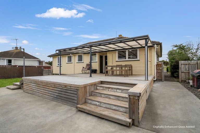 Photo of property in 7 Churchill Crescent, Tawhero, Whanganui, 4501