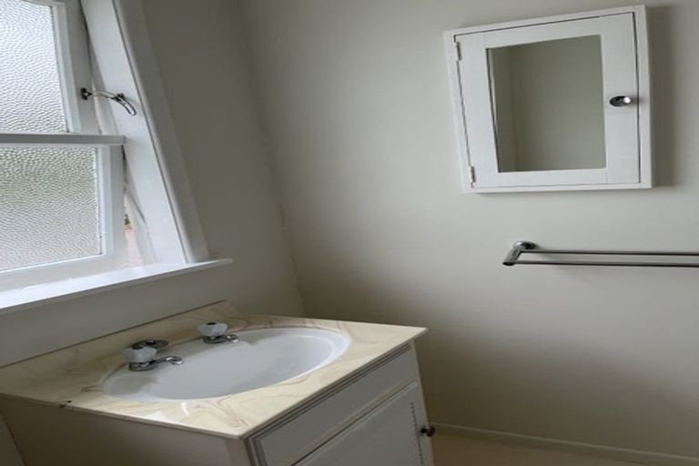 Photo of property in Capulet Flats, 48c Merton Street, Trentham, Upper Hutt, 5018