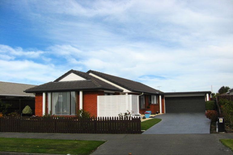 Photo of property in 5 Showgate Avenue, Sockburn, Christchurch, 8042