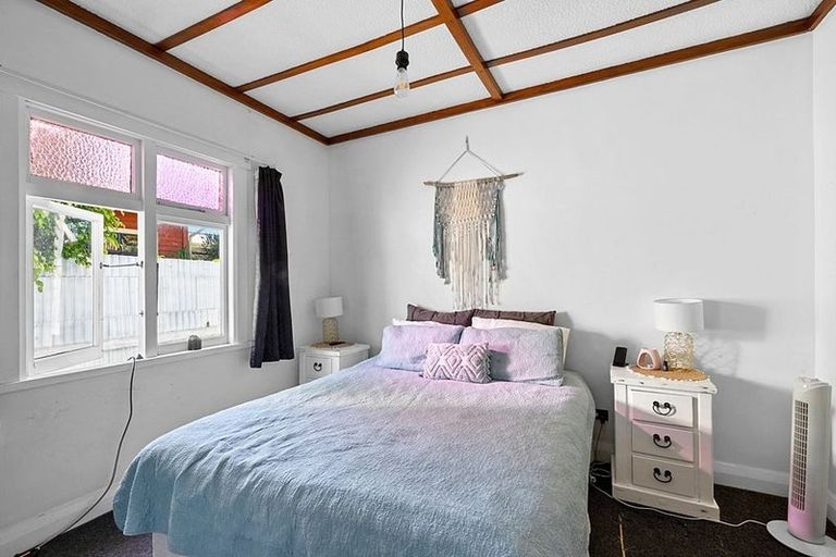 Photo of property in 17 Massey Street, Westown, New Plymouth, 4310