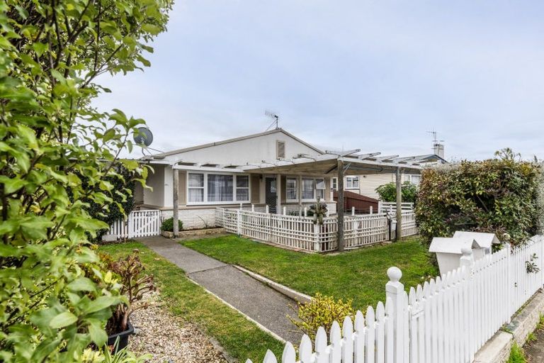 Photo of property in 38a Taradale Road, Marewa, Napier, 4110