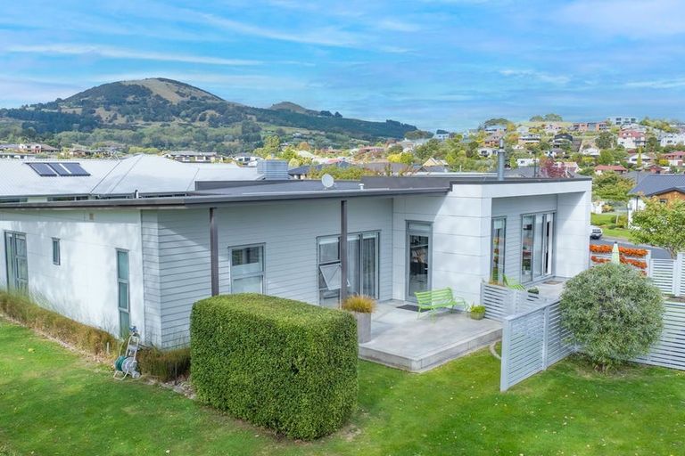 Photo of property in 1 Heathfield Drive, Mosgiel, 9024