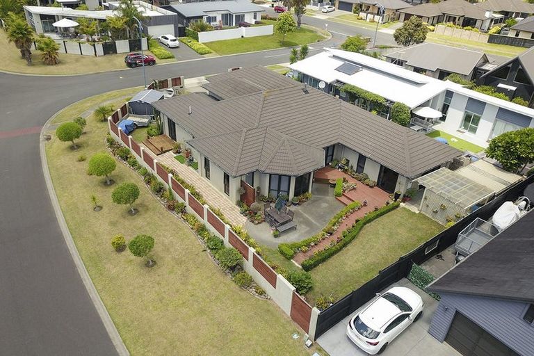 Photo of property in 5 Pompano Key, Papamoa Beach, Papamoa, 3118