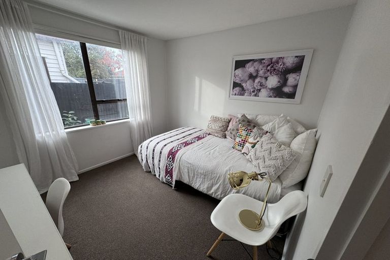 Photo of property in 143 Palmers Road, New Brighton, Christchurch, 8083