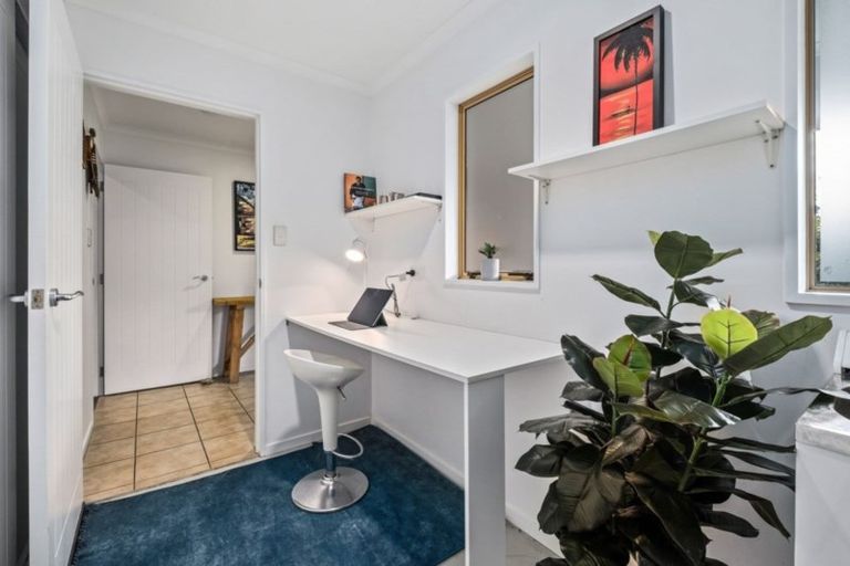 Photo of property in 6 Stowmore Lane, Lower Shotover, Queenstown, 9371