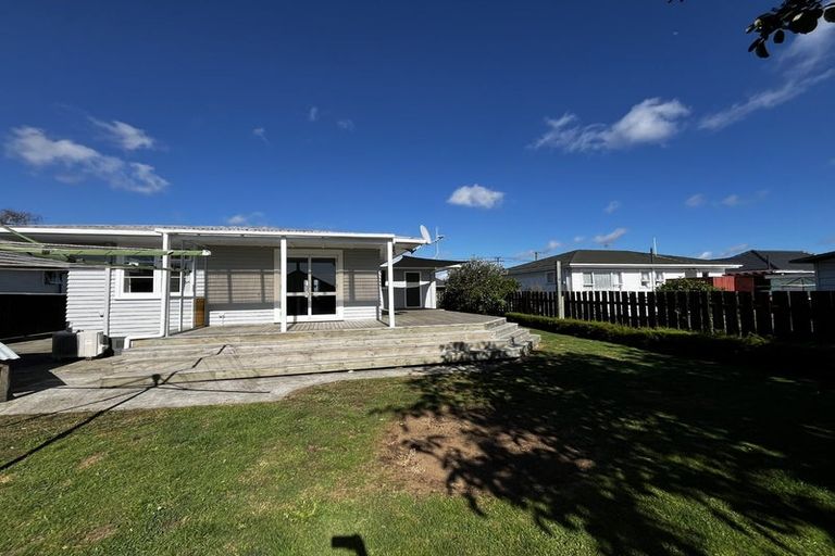Photo of property in 51 Power Street, Levin, 5510