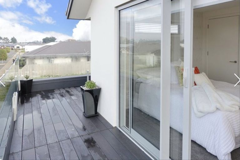 Photo of property in 15 Aroha Street, Pegasus, 7612