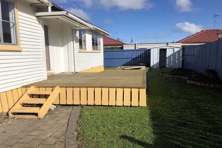 Photo of property in 2/10 Taka Street, Takanini, 2112