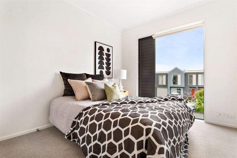 Photo of property in 5 Plover Road, Hobsonville, Auckland, 0616