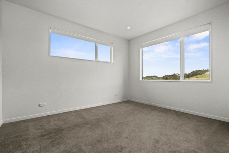 Photo of property in 34 Harvest Avenue, Orewa, 0931