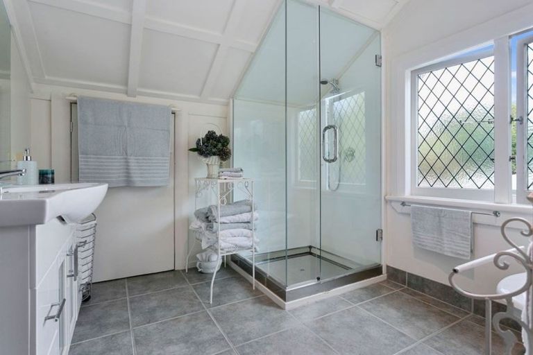 Photo of property in 92 Hall Street, Cambridge, 3434