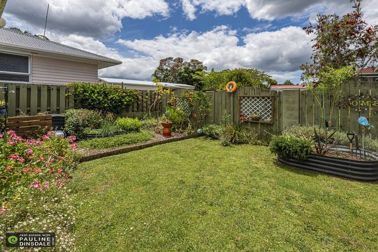 Photo of property in 17 Kokich Crescent, Onerahi, Whangarei, 0110