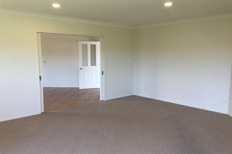 Photo of property in 34 Monarch Place, Paraparaumu Beach, Paraparaumu, 5032