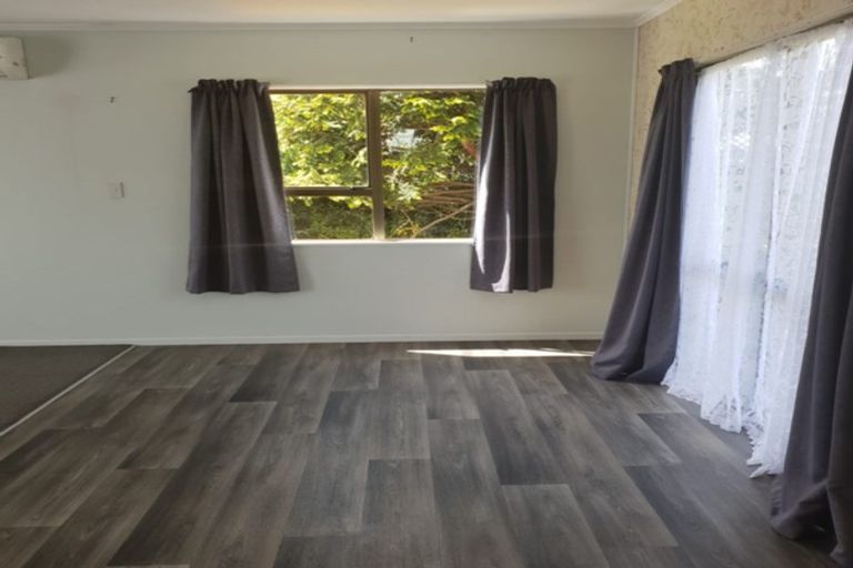 Photo of property in 7 Lina Place, Waiuku, 2123